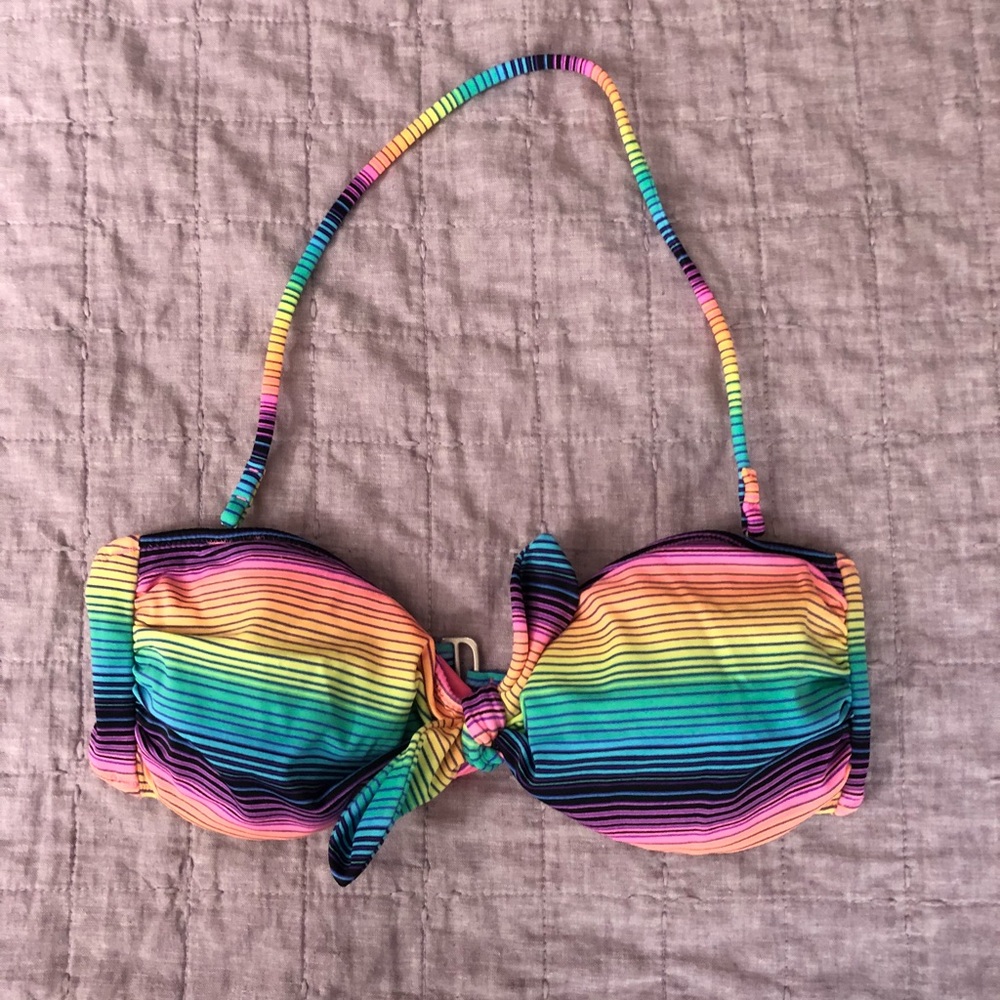 Victoria’s Secret Strapless Bathing-suit Tops(EUC)